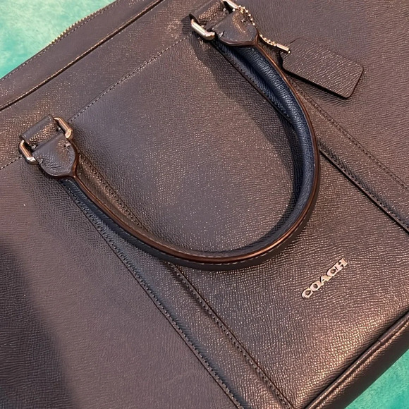 Coach briefcase EUC dark blue with silver hardware with long shoulder strap - Picture 6 of 10